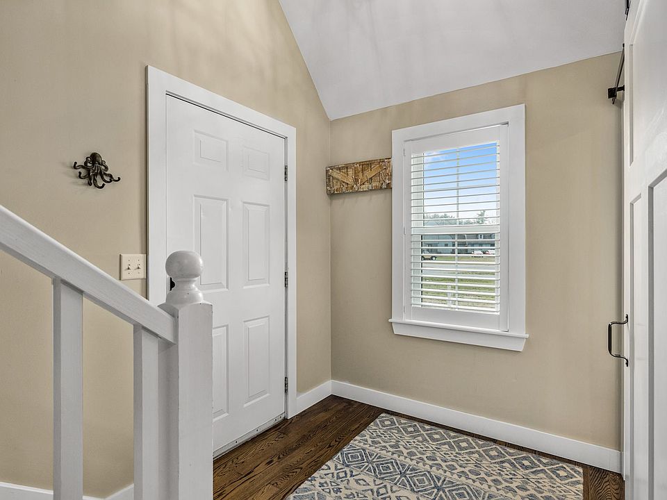 57 Montrose Dr Stratham NH Zillow