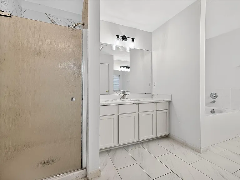 8366 Golf Green Cir — Photo 26