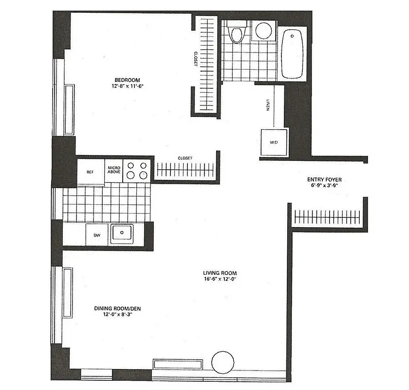 Building Photo - 215 E 96th St #40E