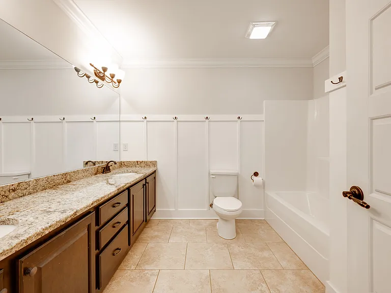 8885 McKenzie Farm Dr — Photo 29