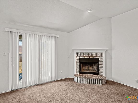 5th image of 4203 Maggie Dr
