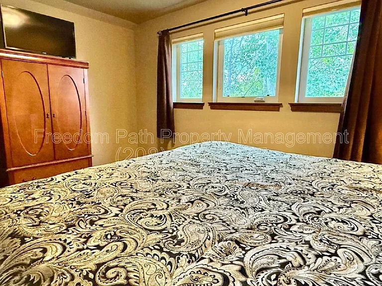 406 Lundblad Pl — Photo 25