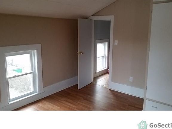 4th image of 1118 Court St APT 4