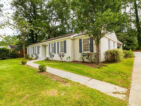 4th image of 2207 Pinecliff Dr