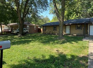 1111 S Carl St, Bolivar, MO 65613