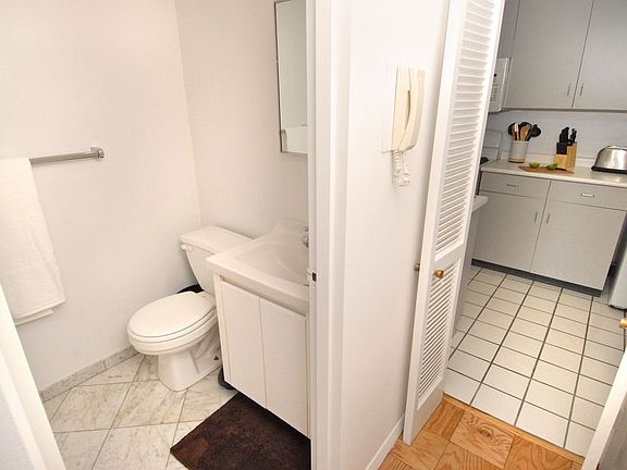 3rd image of 429 E 52nd St APT 27C