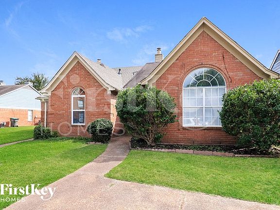 2nd image of 8339 Creek Front Dr