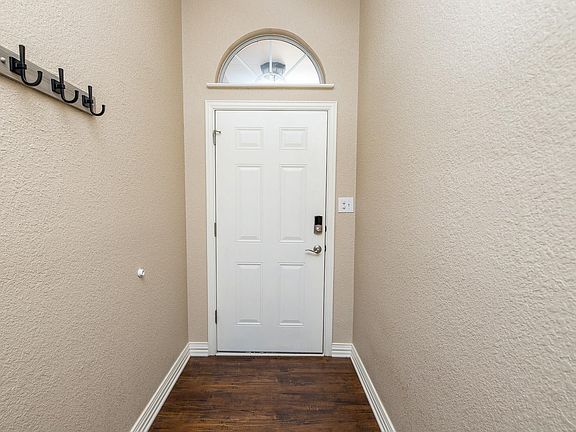 5th image of 6009 Sandy Hill Blvd