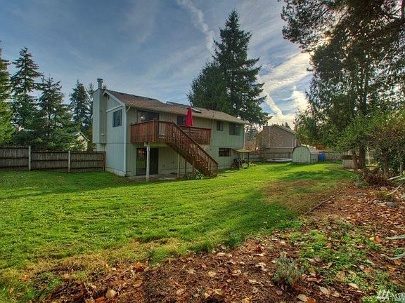 2nd image of 12004 224th Avenue Ct E
