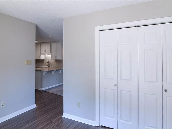 Deck entry into kitchen/dining