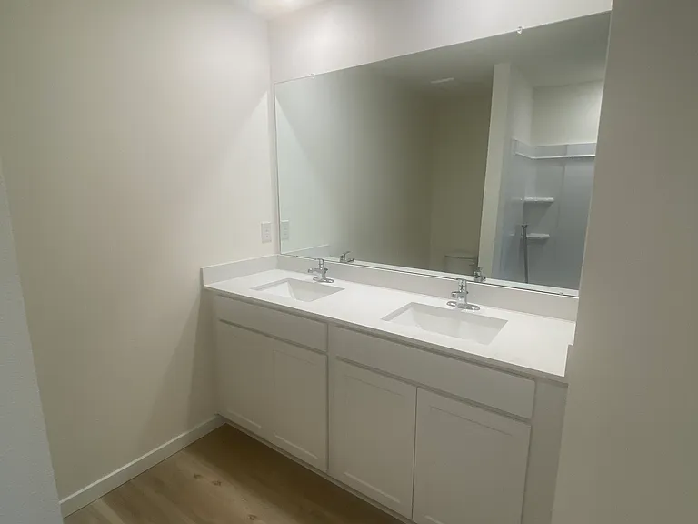 11519 Memorial Dr — Photo 8
