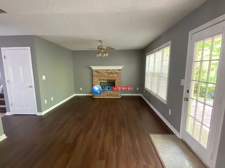 705 Simon Ive Dr — Photo 8