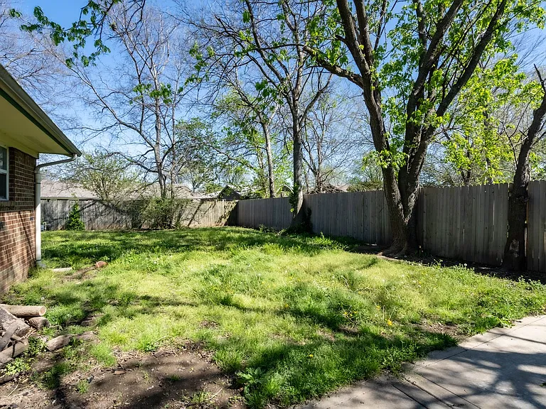 5021 S 85th East Ave — Photo 15
