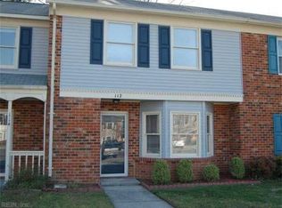 112 Shrewsbury Sq, Yorktown, VA 23692