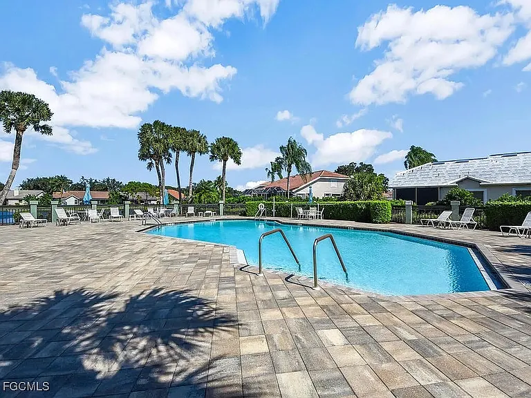 11387 Waterford Village Dr — Photo 14