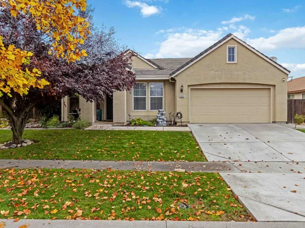 2092 Bidwell Bar Dr, Plumas Lake, CA 95961