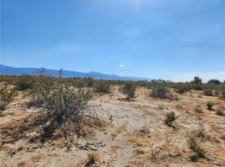 2 Monte Vista Rd, Phelan, CA 92371