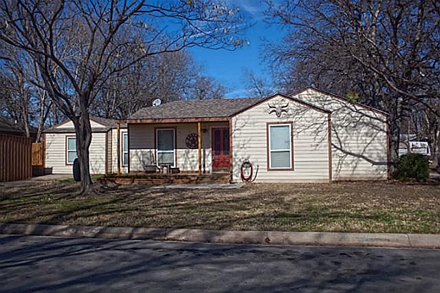 1st image of 9016 Rowland Dr