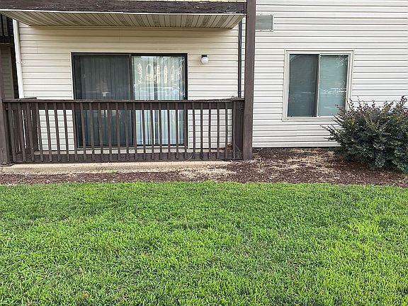 2nd image of 103 Davenport Ct