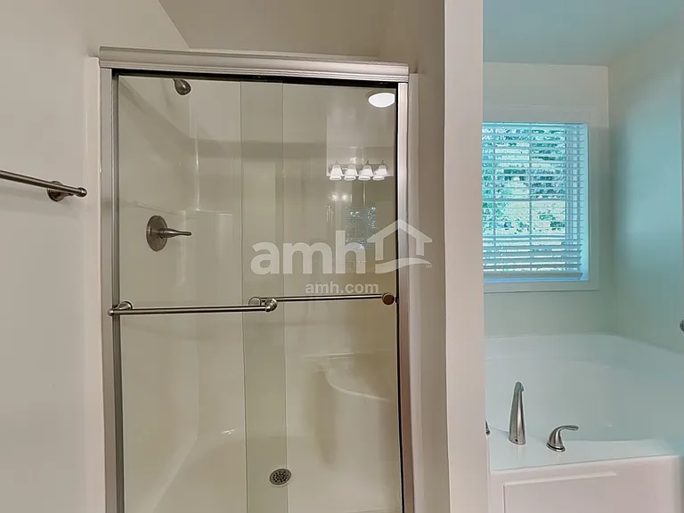 2933 Smooth Stone Trl — Photo 13