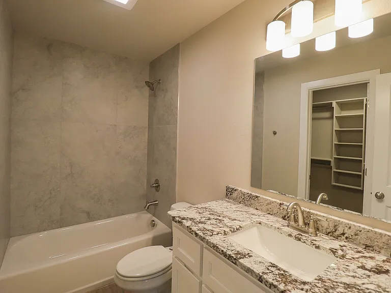 216 N Cleveland Ave #A — Photo 15