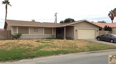 1st image of 41650 Brownstown Dr