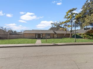 7116 Hunters Ridge Dr, Dallas, TX 75248