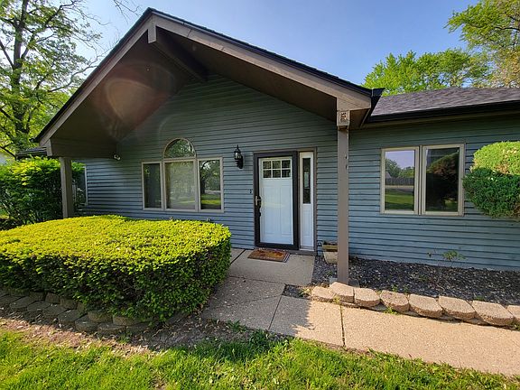 3rd image of 8220 135th St