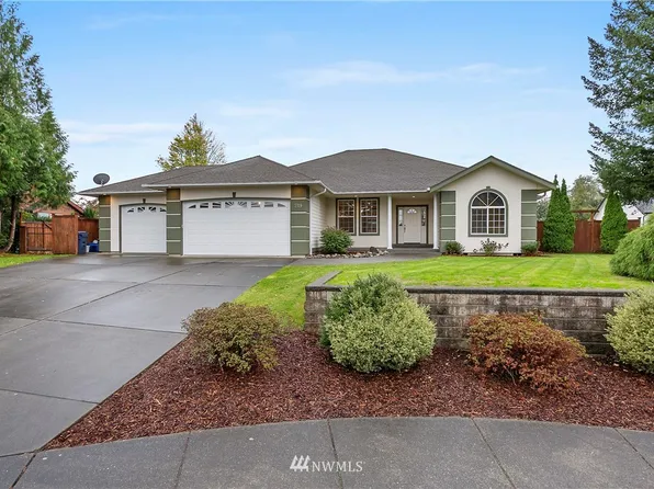 219 Oakdale Dr, Everson, WA 98247