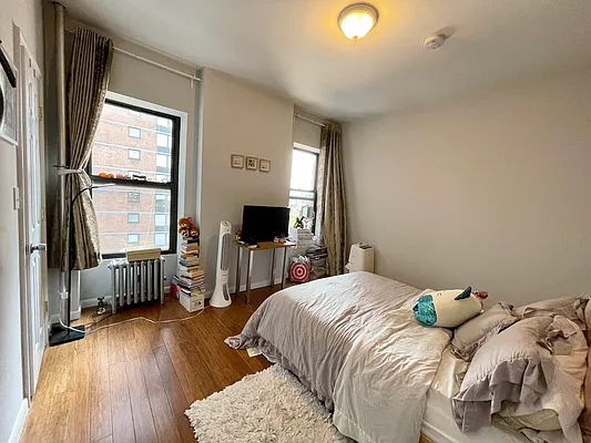 Rented by AmeriMutual Mortgage | media 10