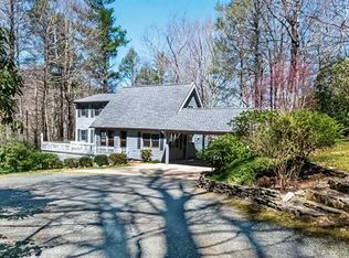 39 Otter Ln, Little Switzerland, NC 28749
