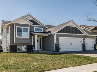 6416 Fairway Dr NW, Rochester, MN 55901