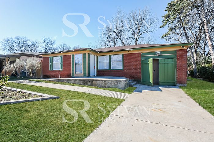 1st image of 500 Crandle Dr