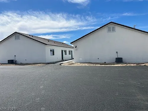 1100 S Hall Ave Photo 1