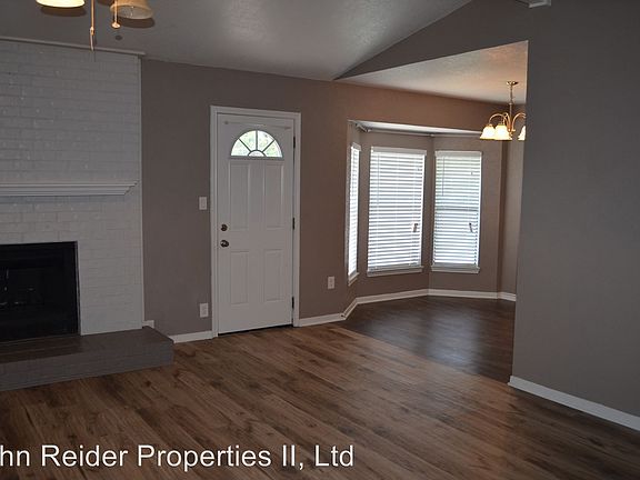 5th image of 4004 Lakecliff Dr