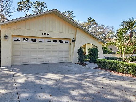 3rd image of 23934 Forest View Dr