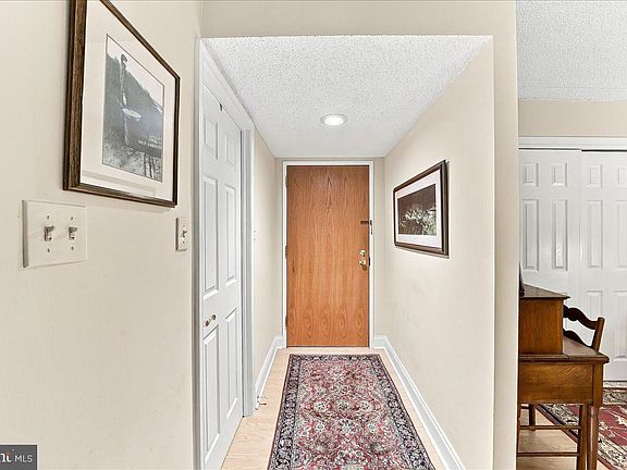 4th image of 800 Avondale Rd APT 7A