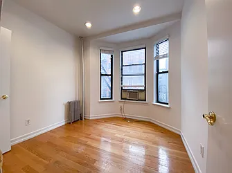 Rented by Kahen Properties