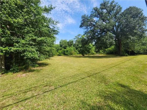 59577 Lacombe Harbor Rd, Lacombe, LA 70445