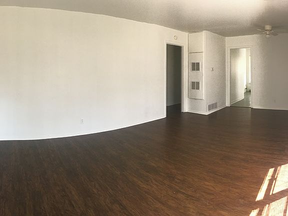 2nd image of 108 Twining Dr #B
