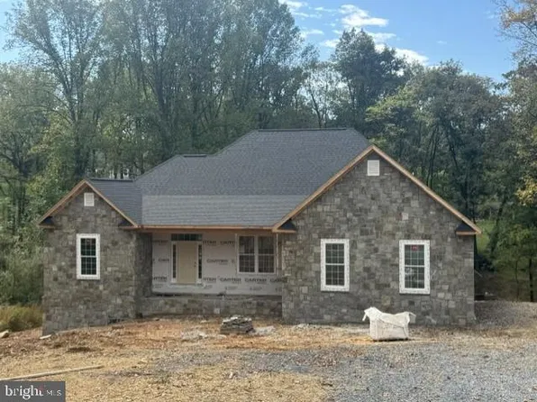 115 Garnett Ct, Winchester, VA 22602