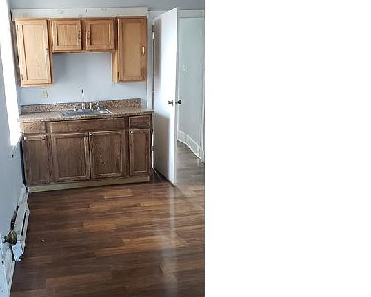 2nd image of 5528 Hunter St Floor 3