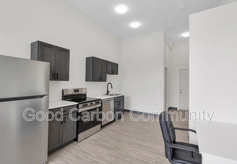 30 Water St — Photo 1