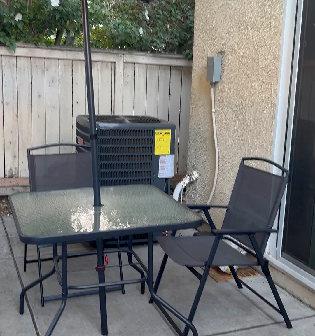 Studio, 350 sqft, $1,250 — Photo 1