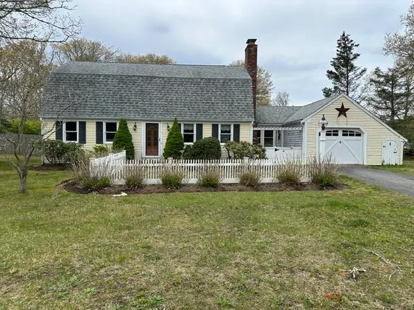 3 Thoreau Drive, Centerville, MA 02632