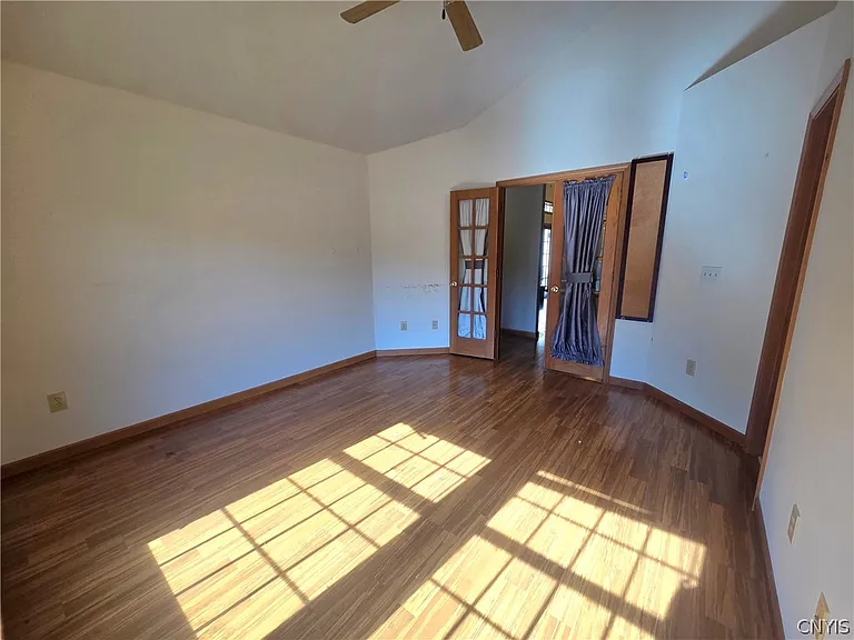 1208 Greymoor Way — Photo 6