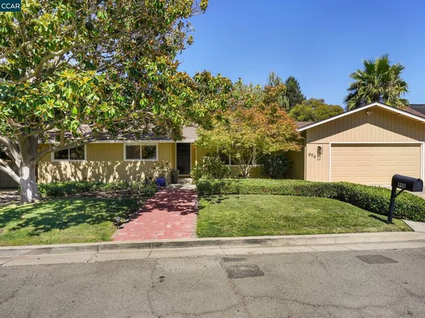996 Whitman Ln, Concord, CA 94518