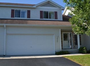 6337 Arabian Ln, Forest Lake, MN 55025