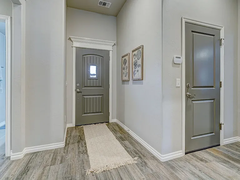 8212 NW 160th Ter — Photo 4