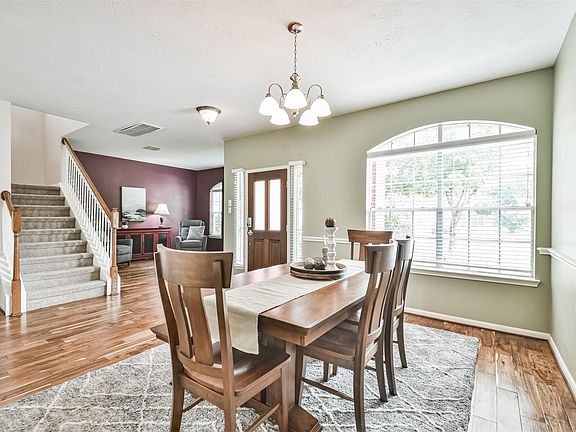 5th image of 16519 Cypress Path Ct